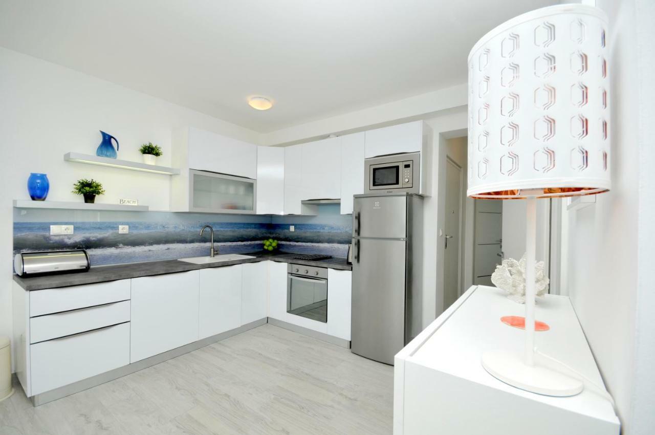 Apartments Town โตรกีร์ ภายนอก รูปภาพ