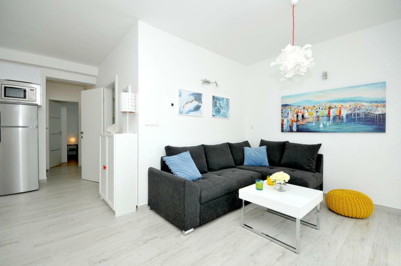 Apartments Town โตรกีร์ ภายนอก รูปภาพ
